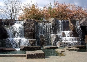 washington-dc-tour-fdr-waterfall-image